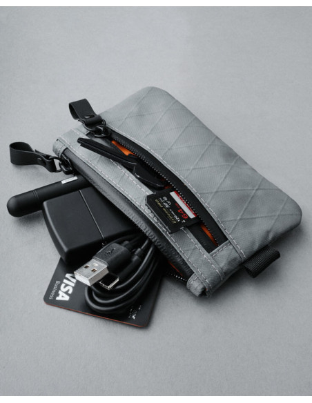 La Zip Pouch : EDC compact par Alpaka