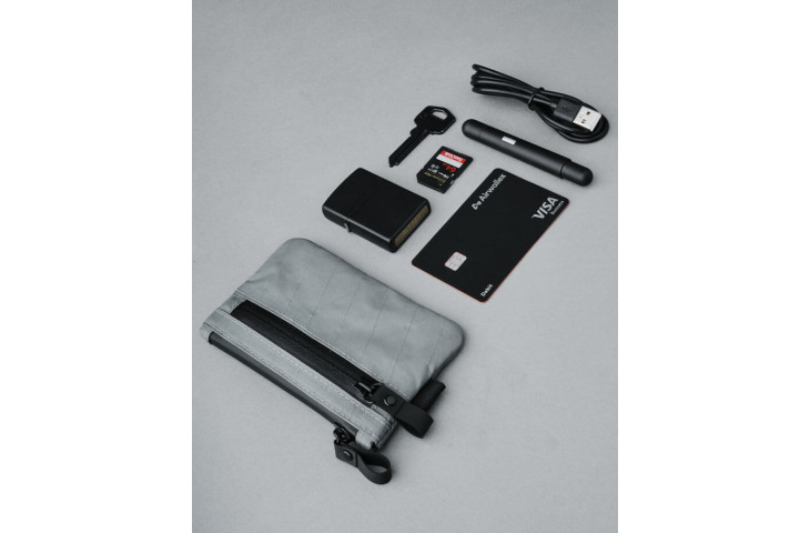 La Zip Pouch : EDC compact par Alpaka