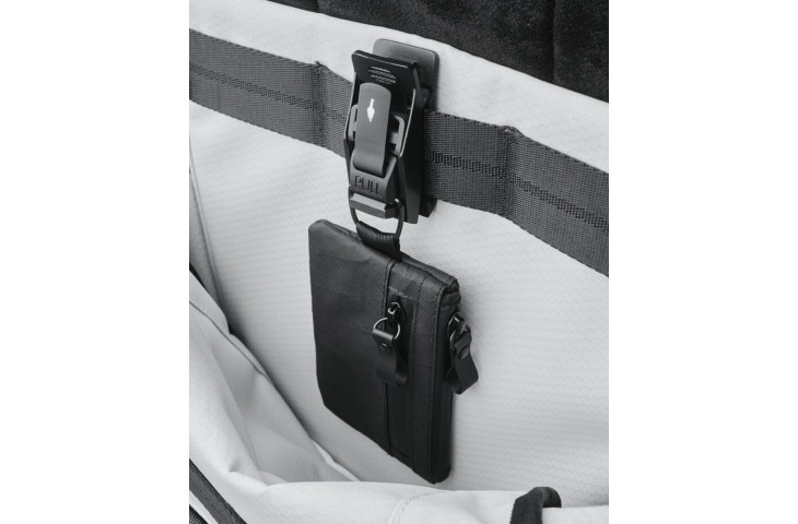 La Zip Pouch : EDC compact par Alpaka