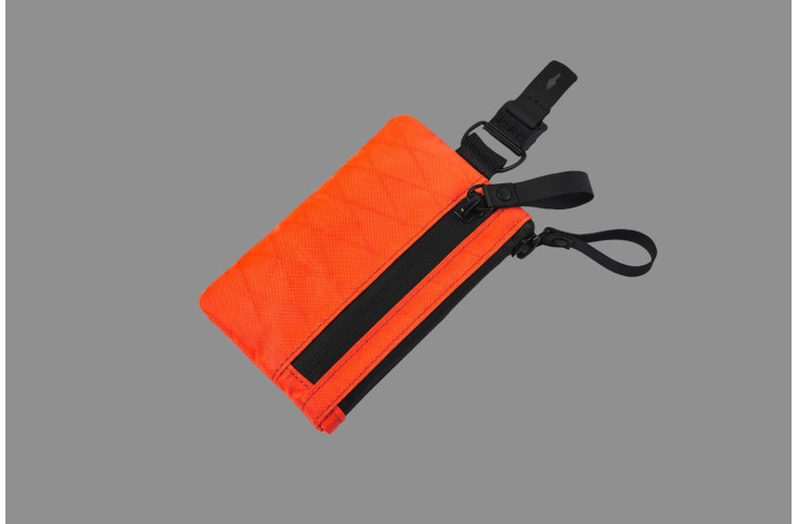 La Zip Pouch : EDC compact par Alpaka