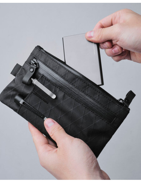 ZIP CLUTCH POUCH