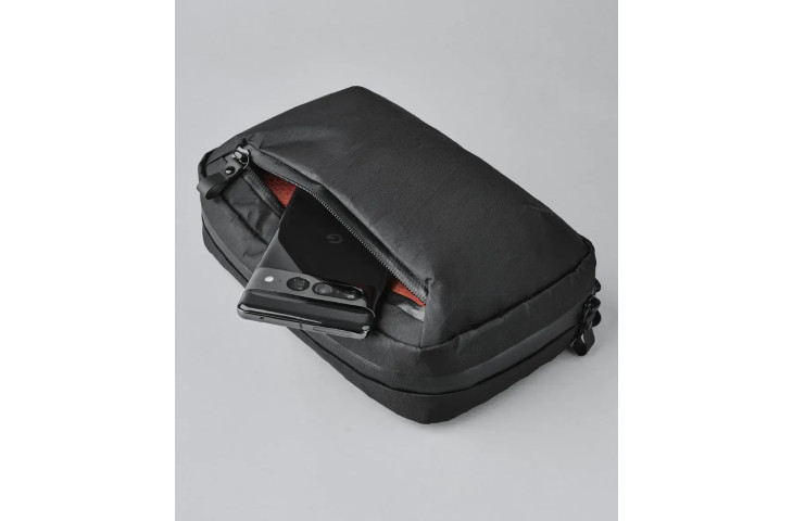 Elements Tech Case by Alpaka