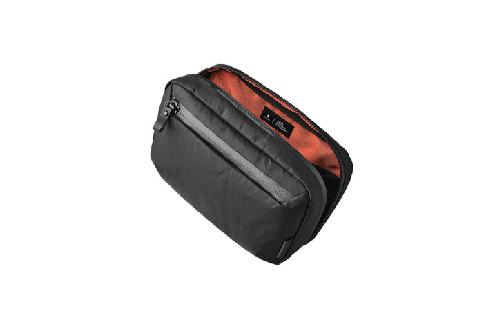 Elements Tech Case by Alpaka