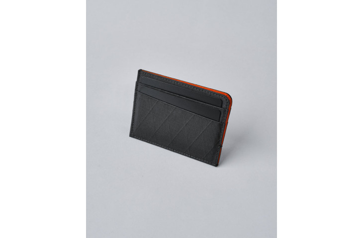Minimalist Ark wallet by Alpaka