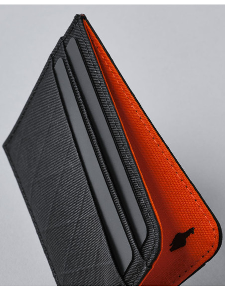 Minimalist Ark wallet by Alpaka