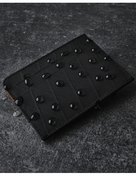 Minimalist Ark wallet by Alpaka