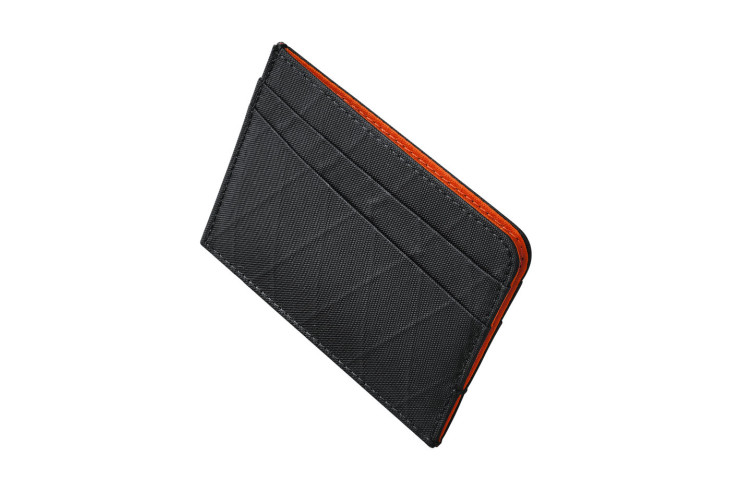 Minimalist Ark wallet by Alpaka
