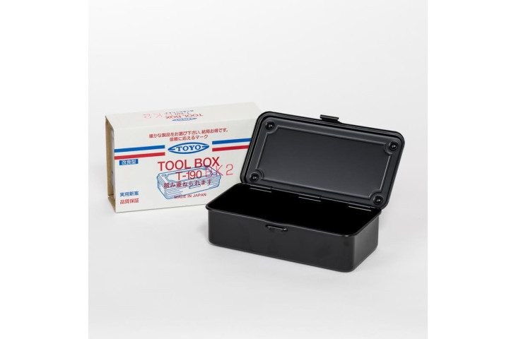 Boite en acier T190 par Toyo Steel