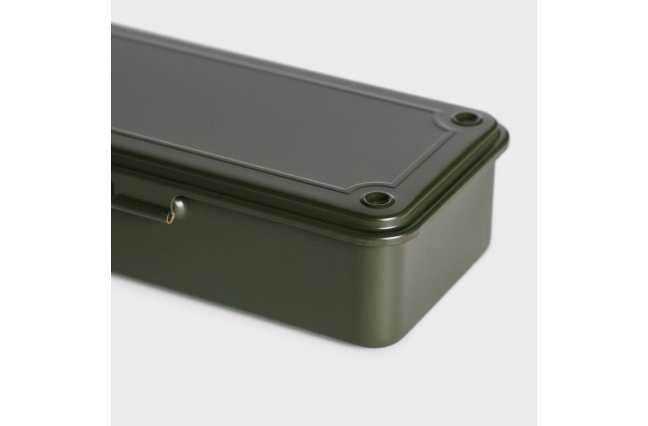 Boite en acier T190 par Toyo Steel